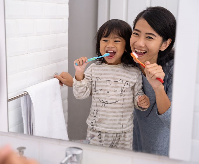 How to Create a New Family Routine while Kids are Home from School 